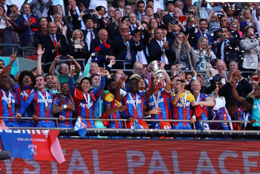 Crystal Palace vừa giành chức vô địch FA Cup 2024/25