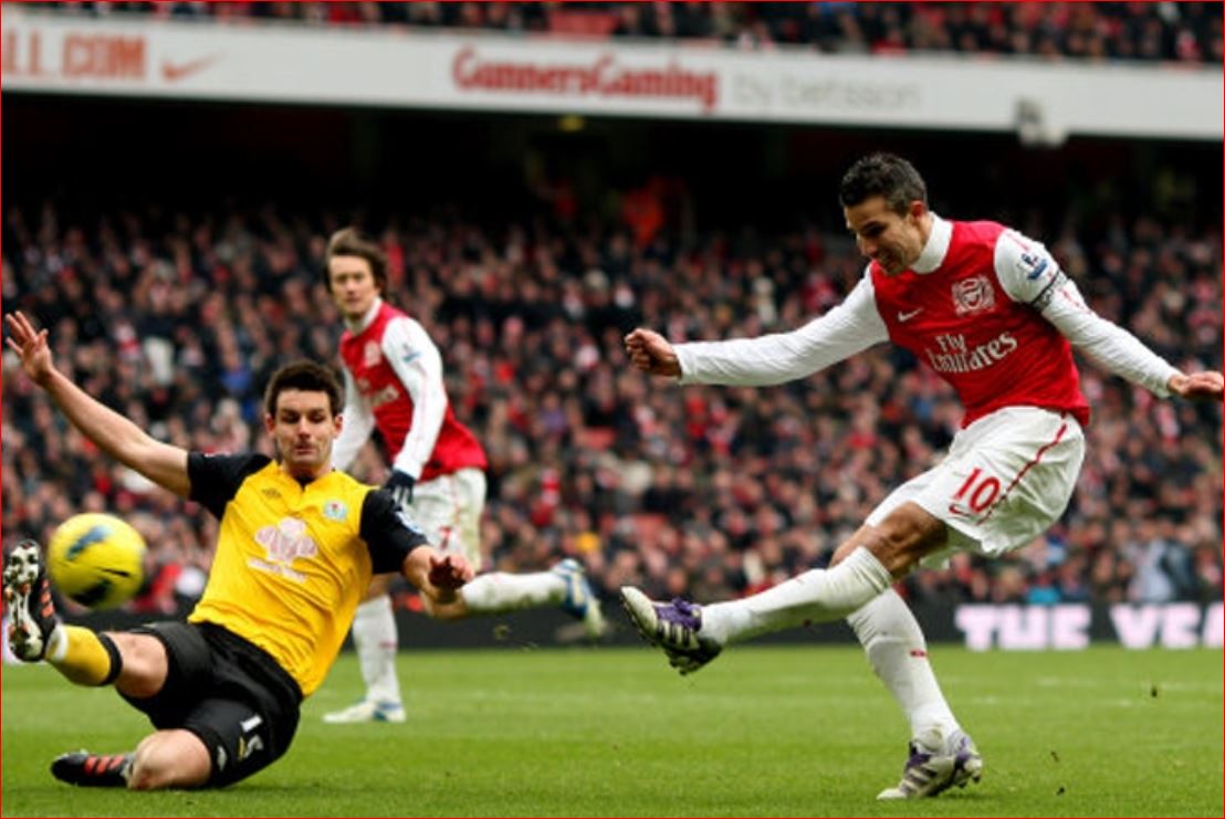 Van Persie được xem là hình mẫu tiền đạo hiện đại