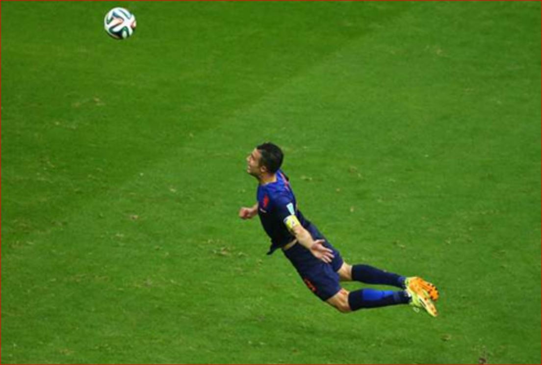 Nỗi đau cá nhân của Van Persie nằm ở những tổn thương