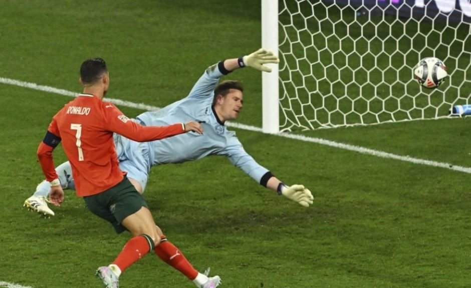 Ronaldo trượt danh hiệu cầu thủ hay nhất là điểm nhấn gây tranh cãi